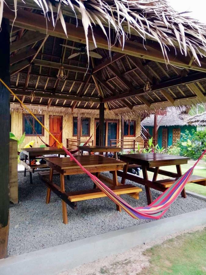Hostel Ilakai *